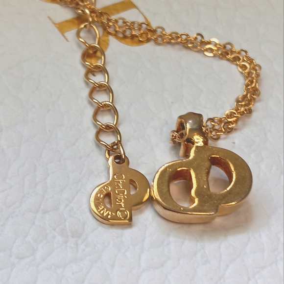 Christian Dior ✨️Cat Eye Gemstone Pendant 1990s Vintage Gold Plated Necklace - Picture 12 of 13